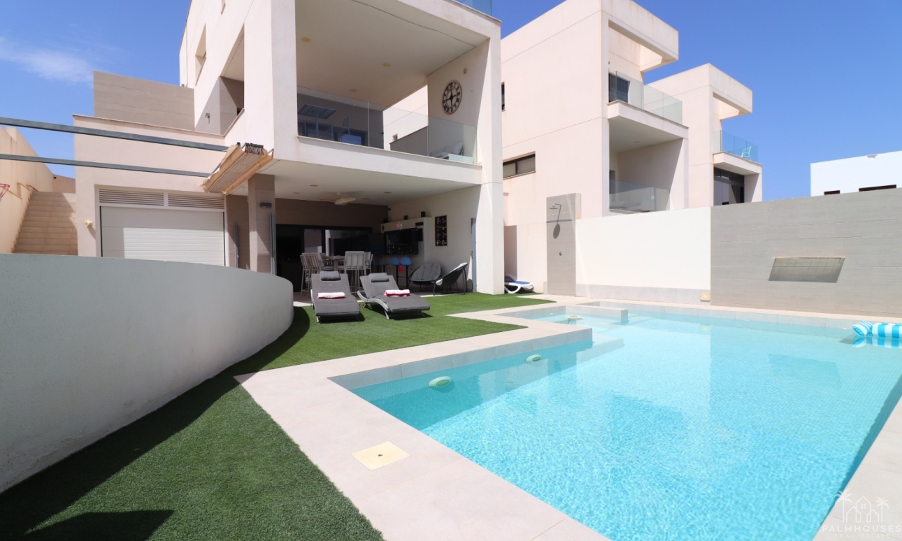 Resale - Villa - Benijofar