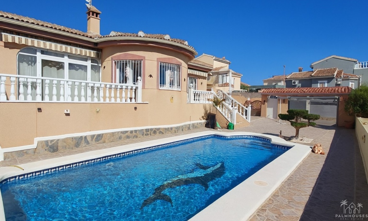 Resale - Villa - Benimar - Costa Blanca