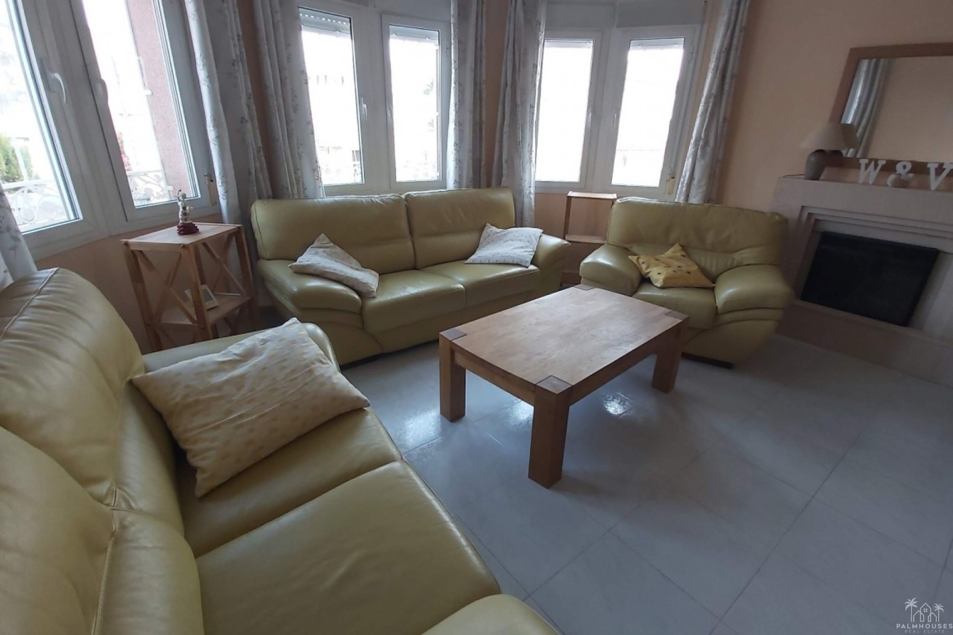 Resale - Villa - Benimar - Costa Blanca