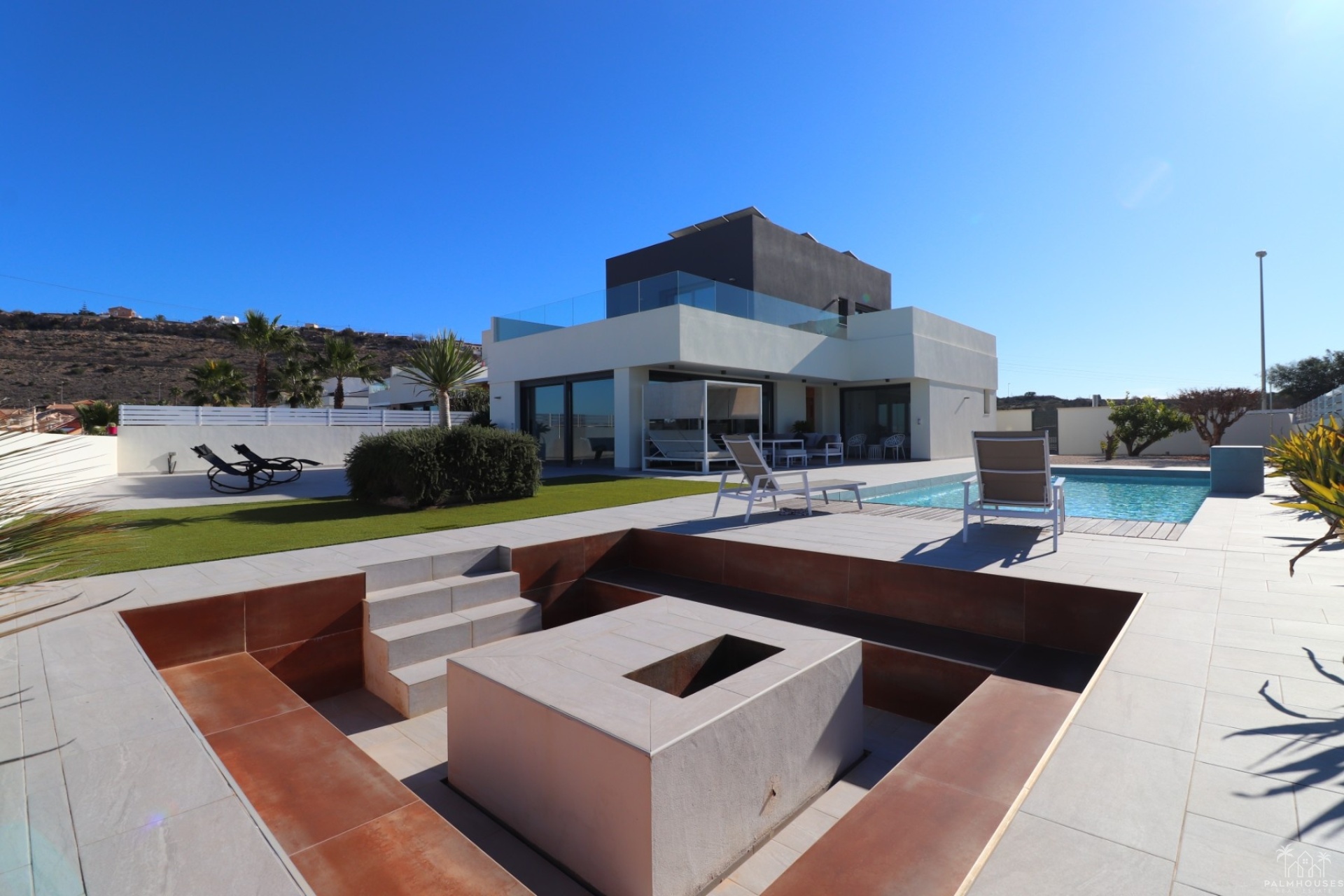 Resale - Villa - Benimar
