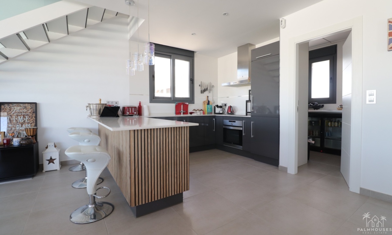 Resale - Villa - Benimar