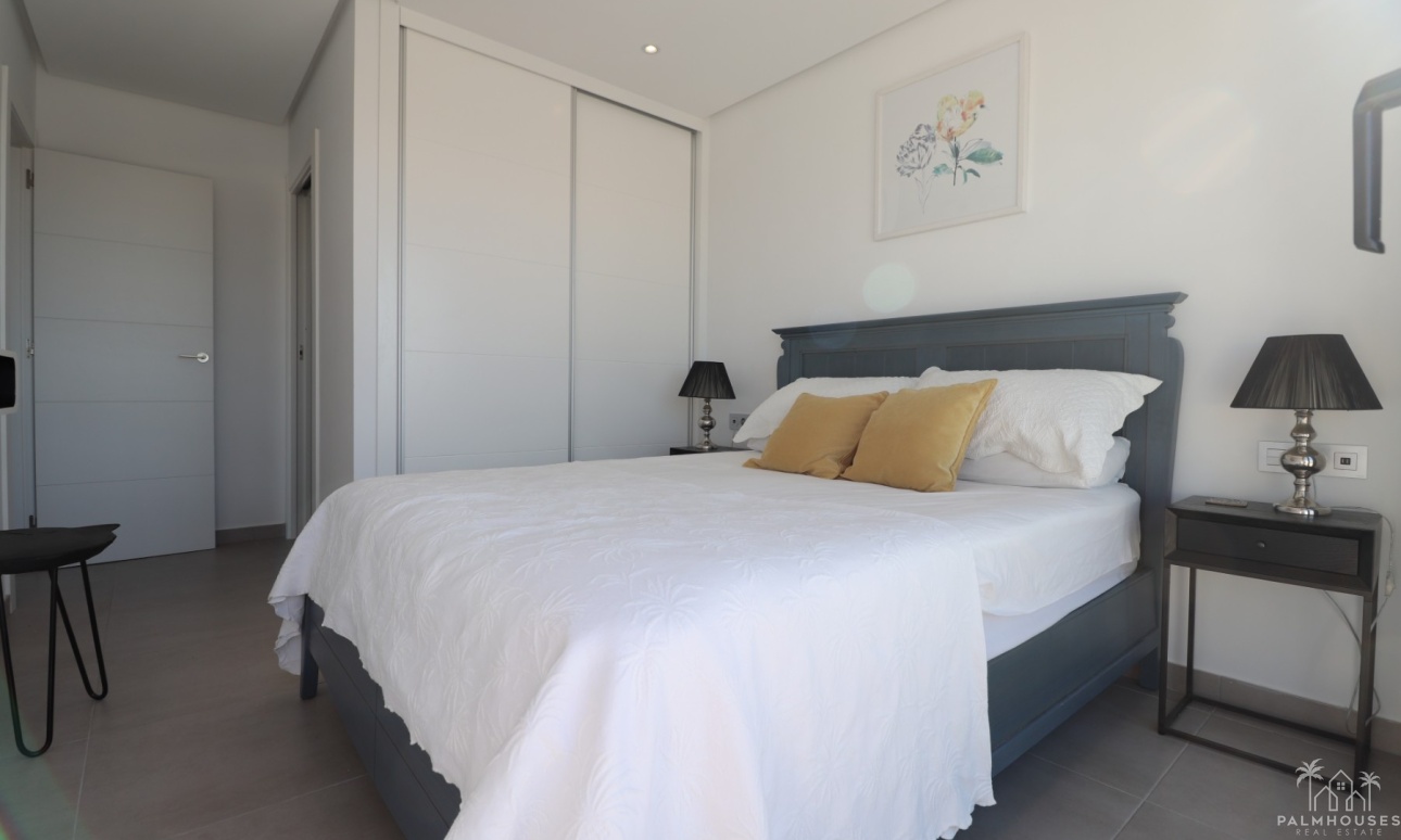 Resale - Villa - Benimar