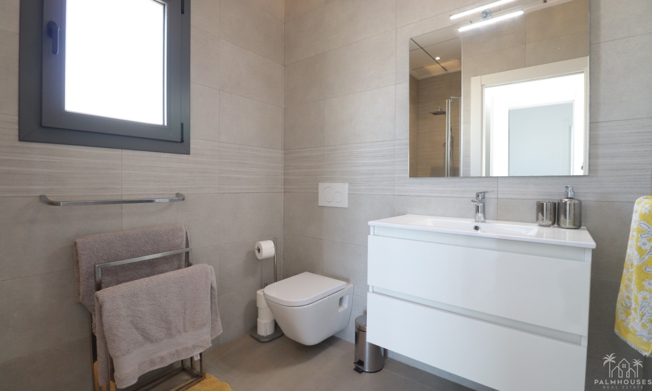 Resale - Villa - Benimar