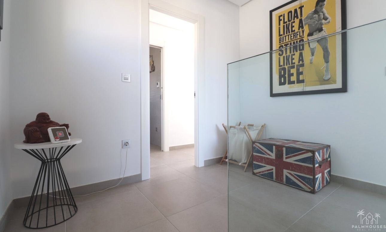 Resale - Villa - Benimar