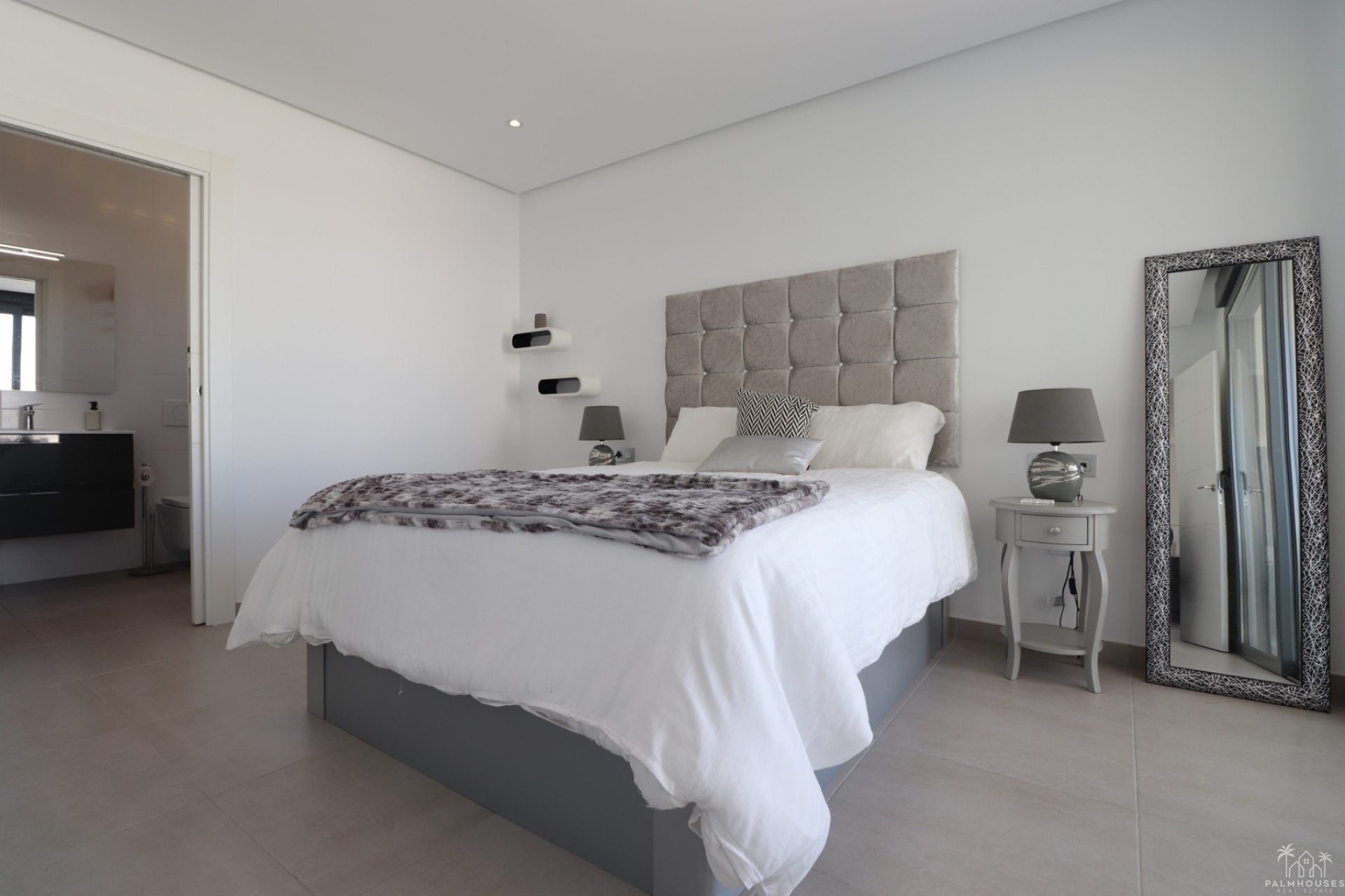 Resale - Villa - Benimar