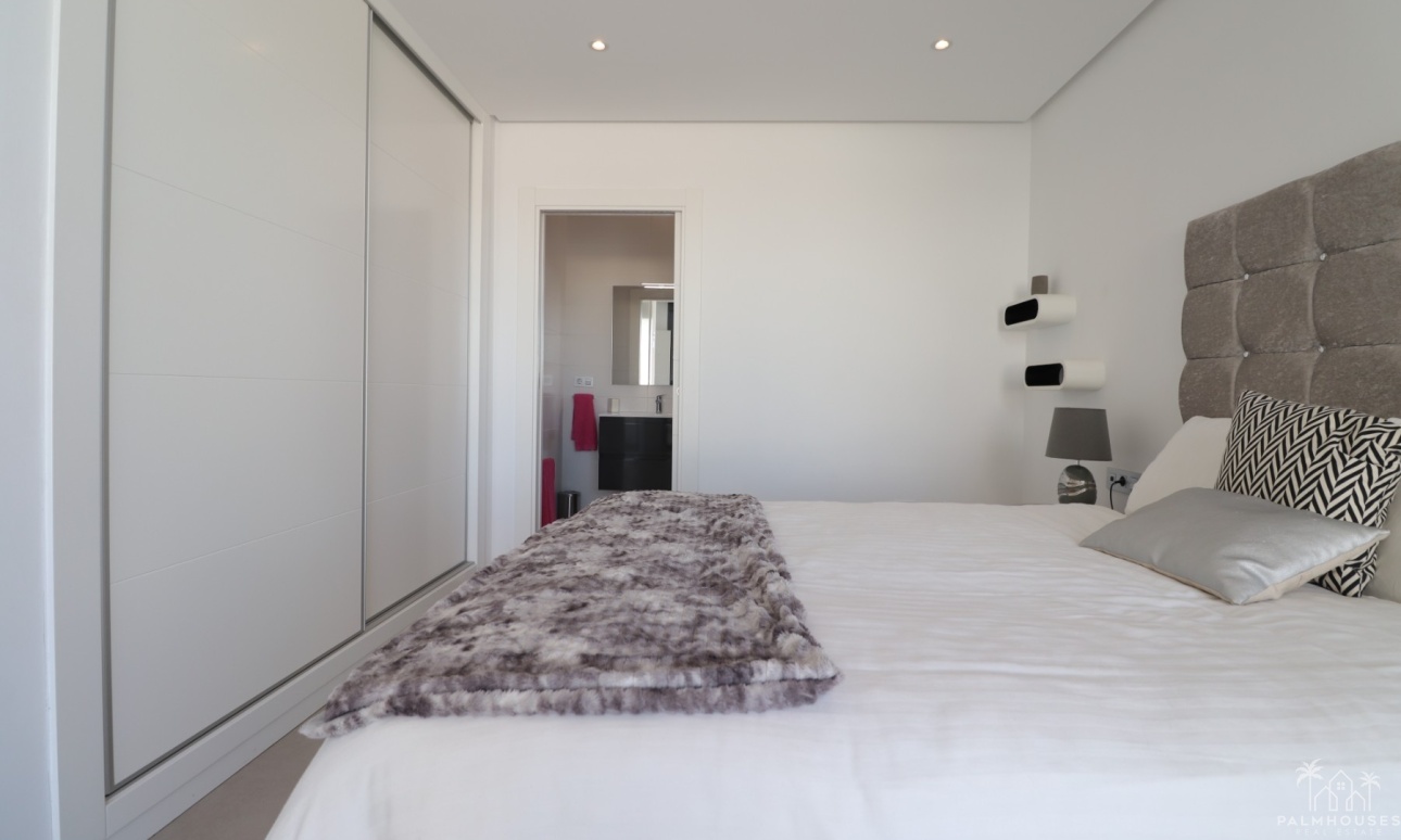 Resale - Villa - Benimar
