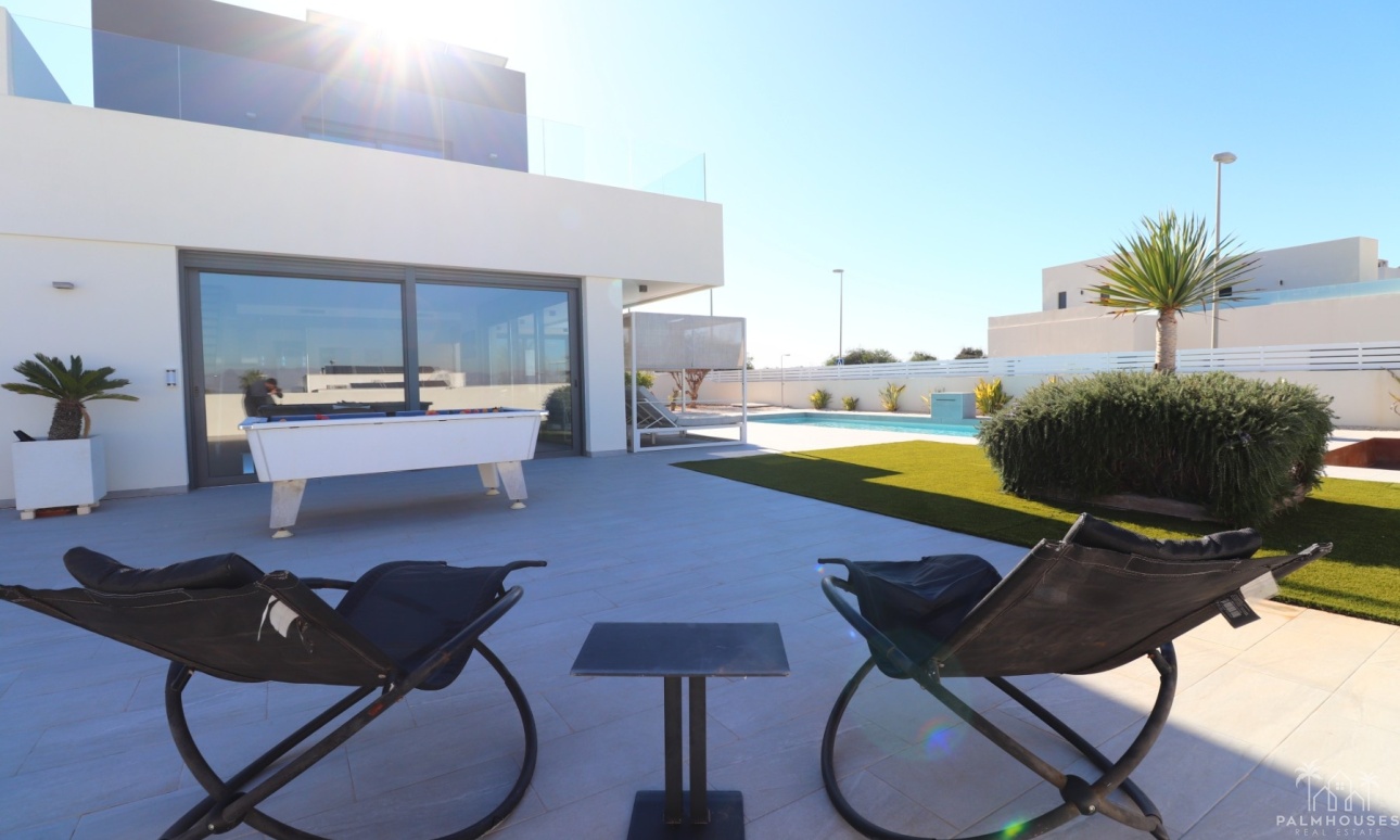 Resale - Villa - Benimar