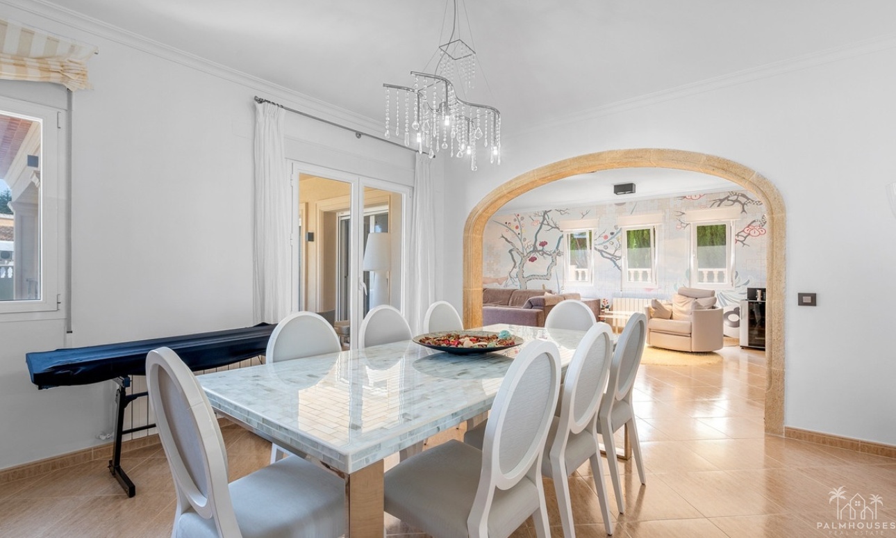 Resale - Villa - Benissa - Benissa Centro