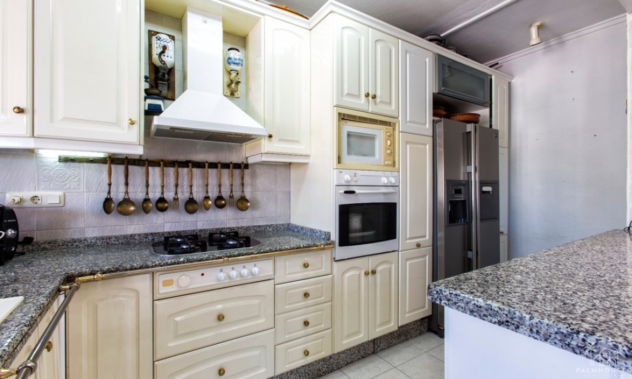Resale - Villa - Benissa - Benissa Centro