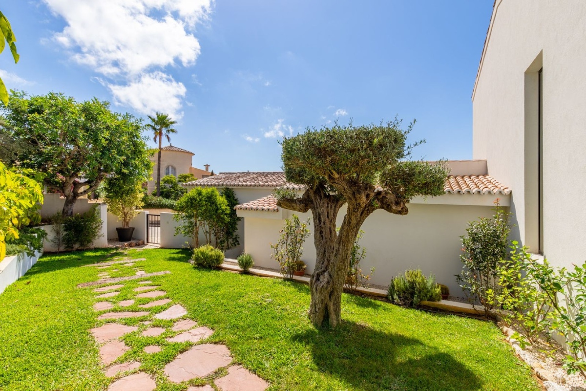 Resale - Villa - Benitachell - Cumbre Del Sol