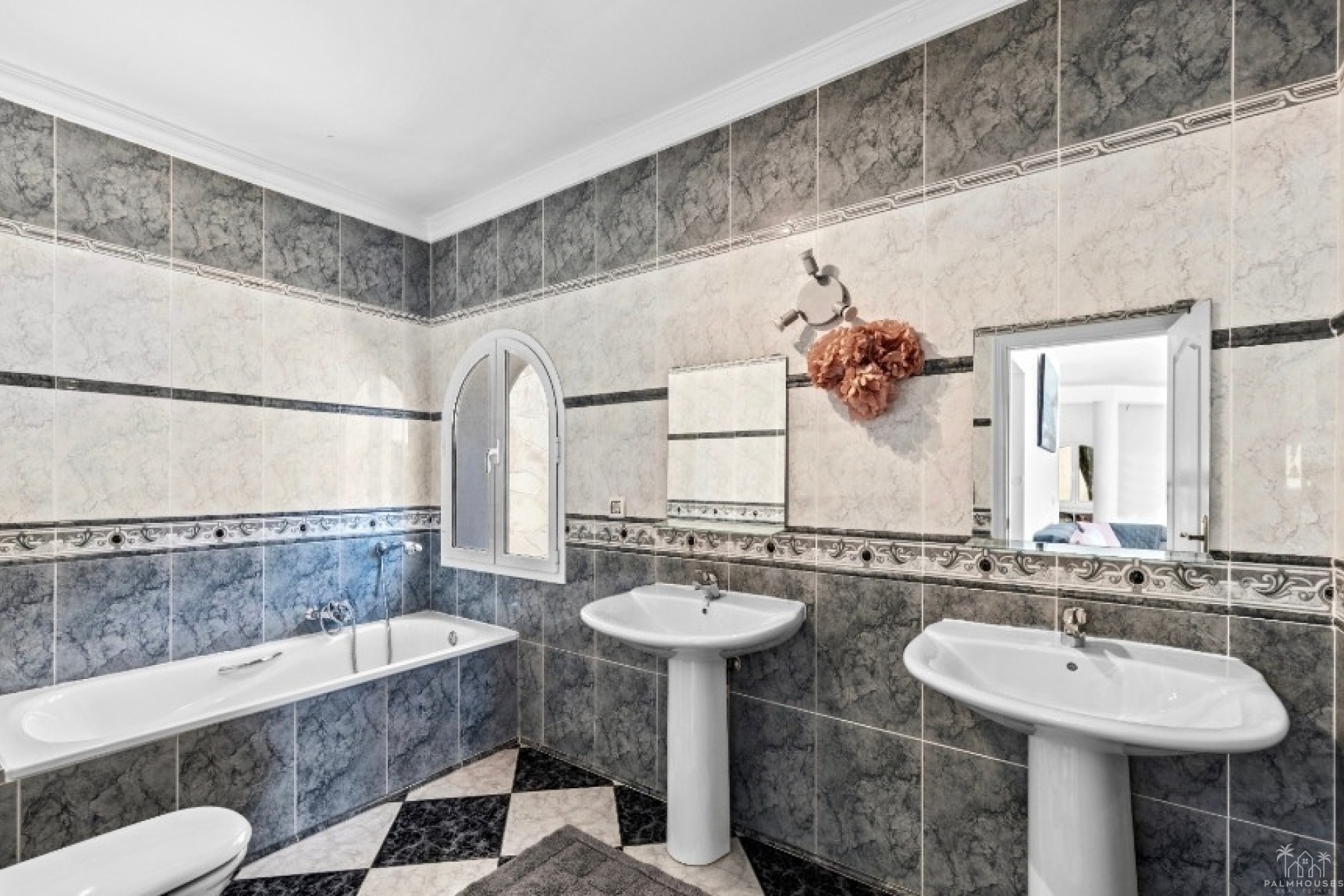 Resale - Villa - Calpe - Calpe Centro