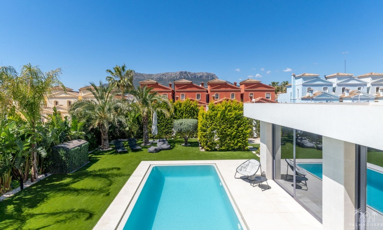 Resale - Villa - Calpe - Calpe Centro