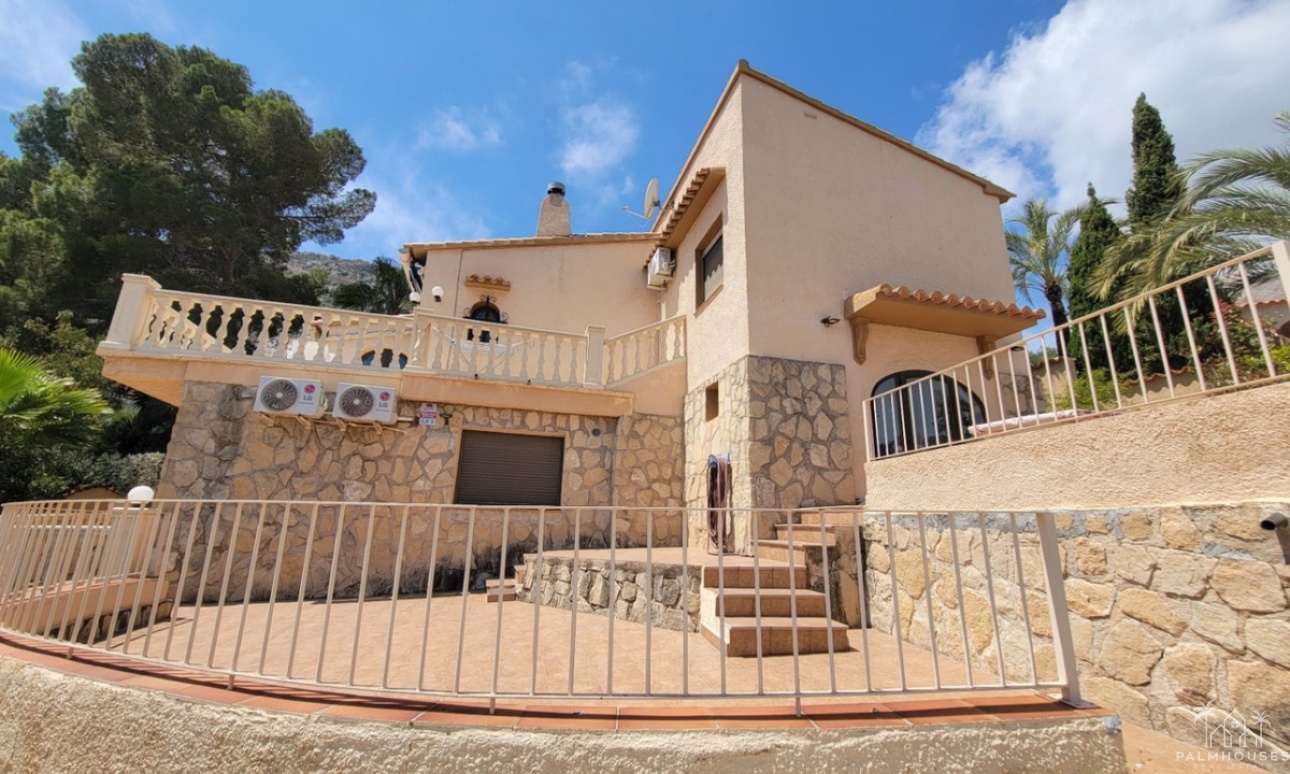 Resale - Villa - Calpe - Calpe Centro