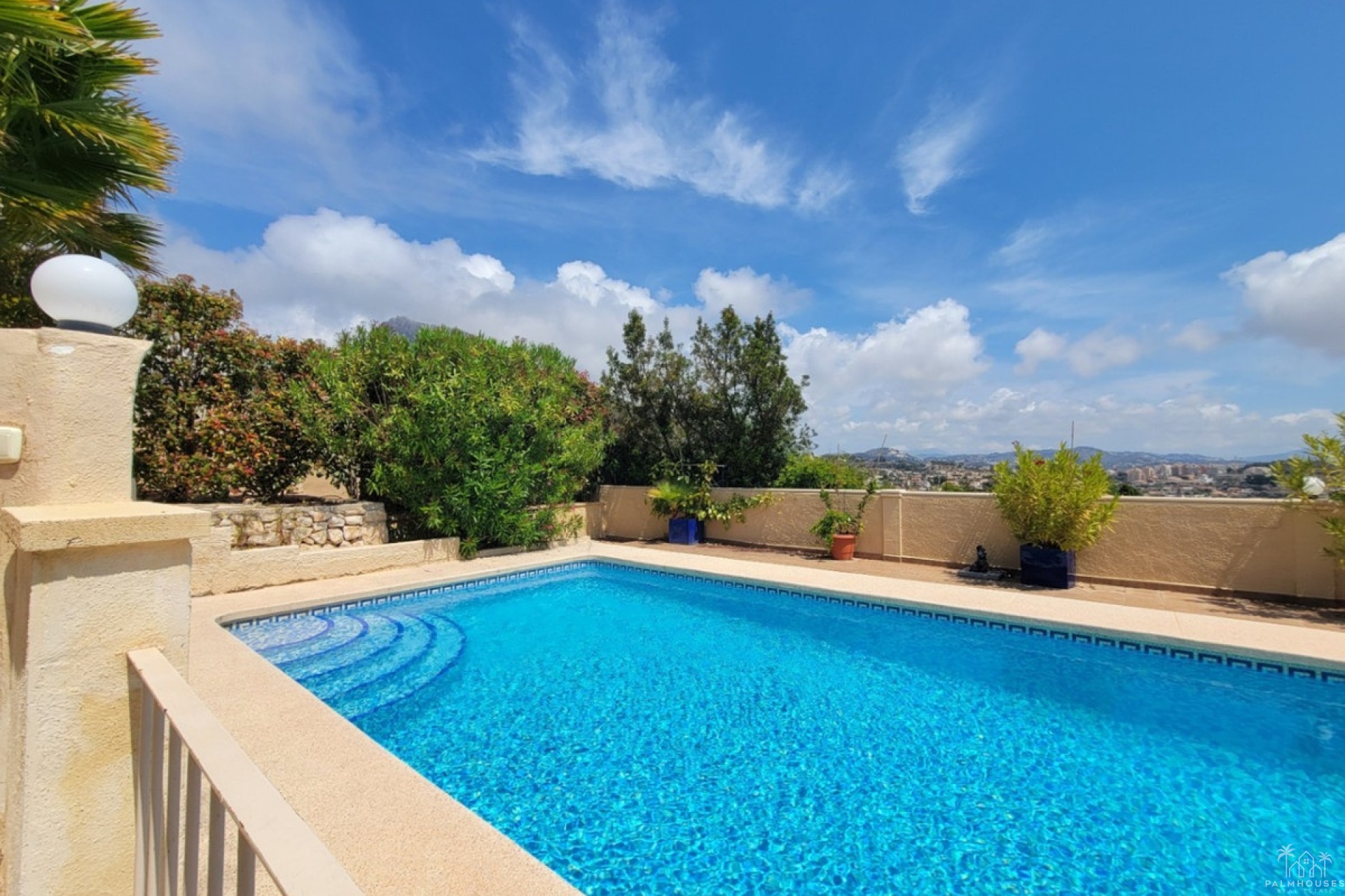 Resale - Villa - Calpe - Calpe Centro