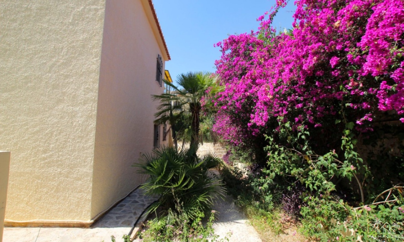Resale - Villa - Calpe - Calpe Centro