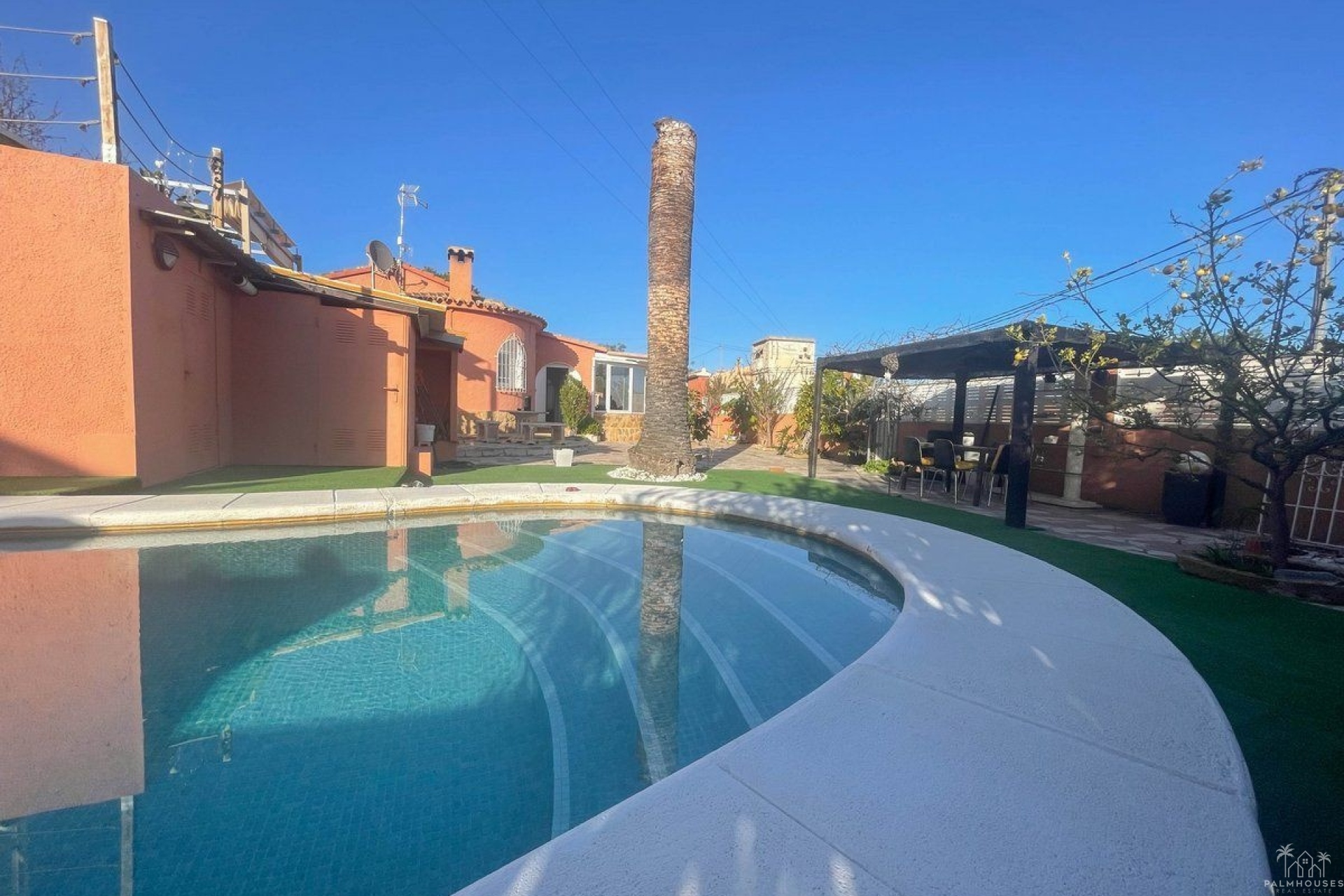 Resale - Villa - Calpe - Calpe Centro