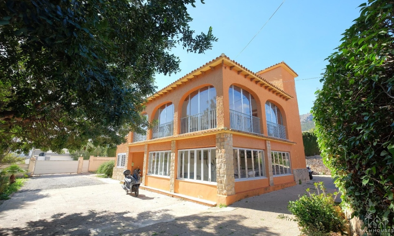 Resale - Villa - Calpe - Calpe Centro