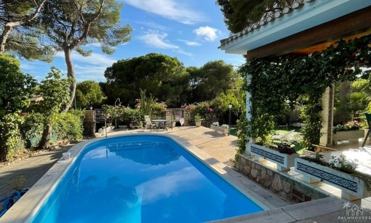 Resale - Villa - Campoamor - Costa Blanca