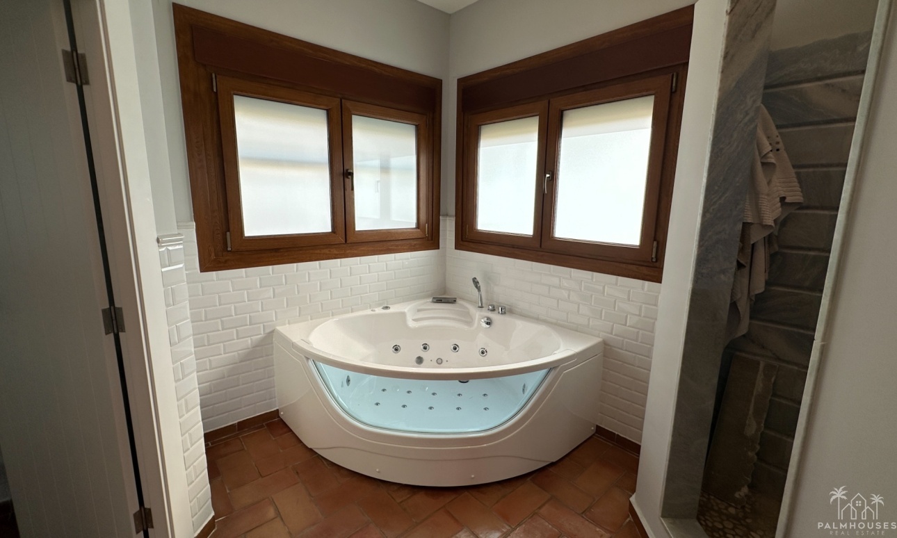 Resale - Villa - Campoamor - Costa Blanca