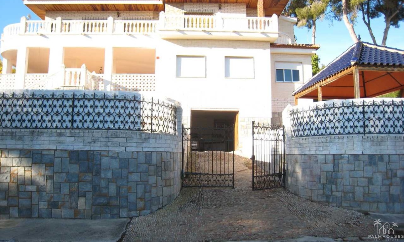 Resale - Villa - Campoamor - Costa Blanca