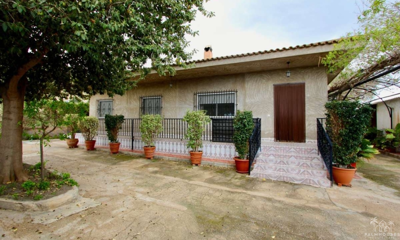 Resale - Villa - Canadas De San Pedro - Inland