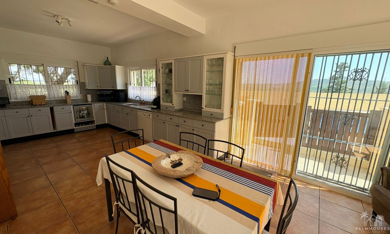 Resale - Villa - Canadas De San Pedro - Inland