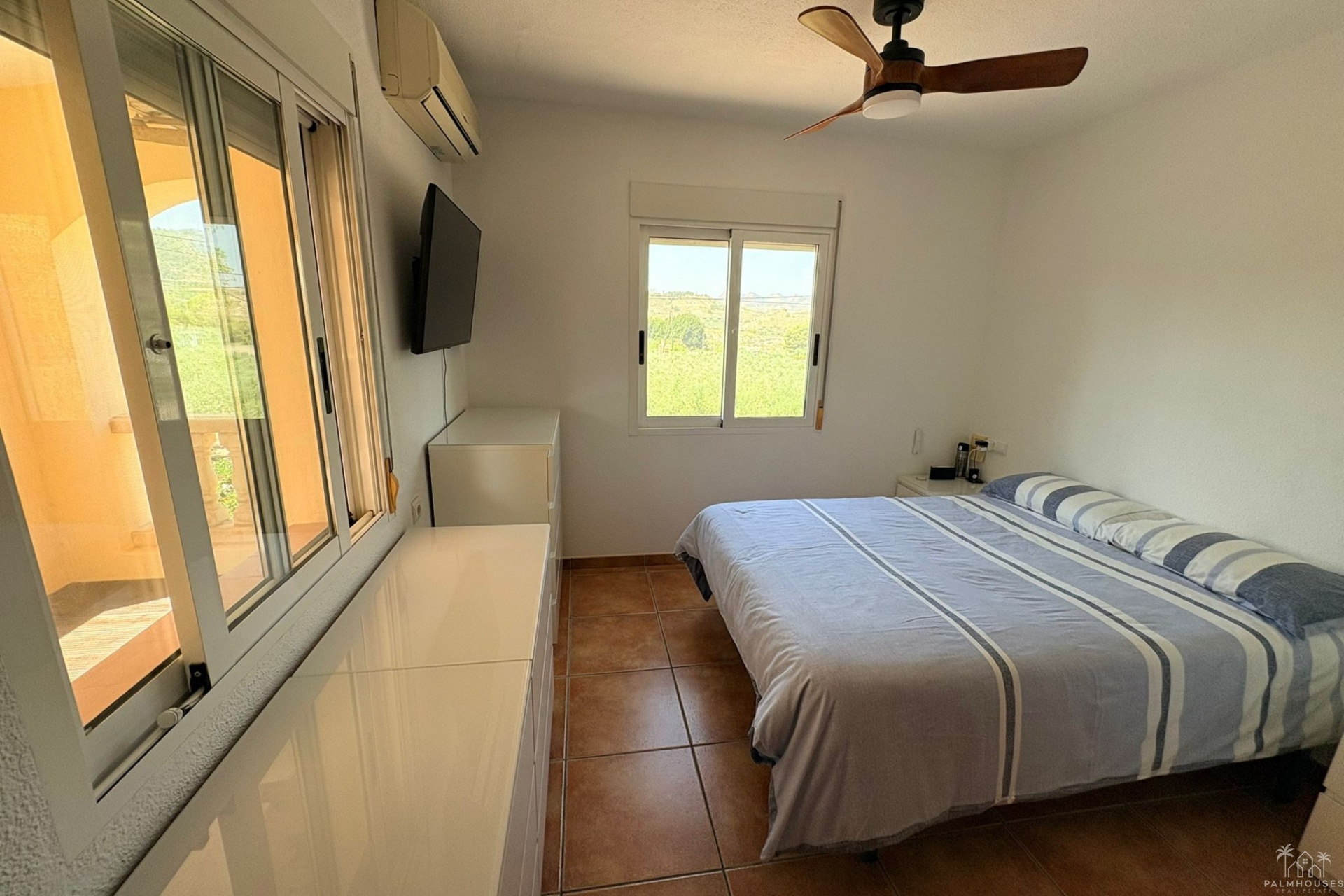 Resale - Villa - Canadas De San Pedro - Inland