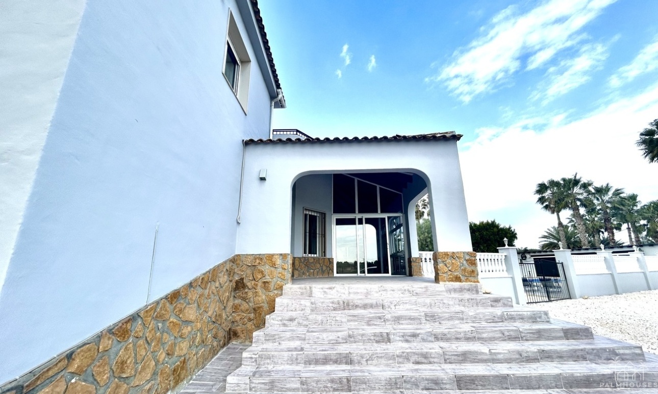 Resale - Villa - Catral - Costa Blanca