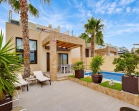 Resale - Villa - Ciudad Quesada - Pueblo Bravo