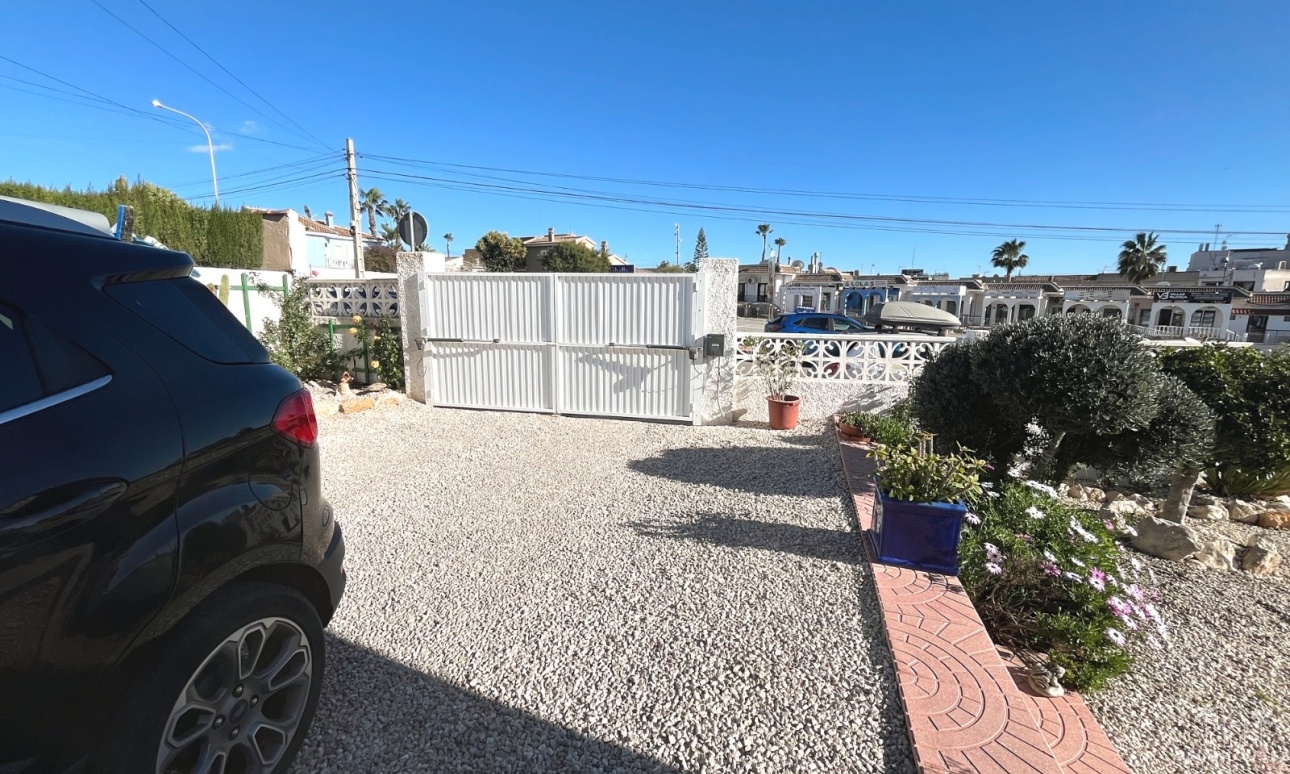 Resale - Villa - Ciudad Quesada