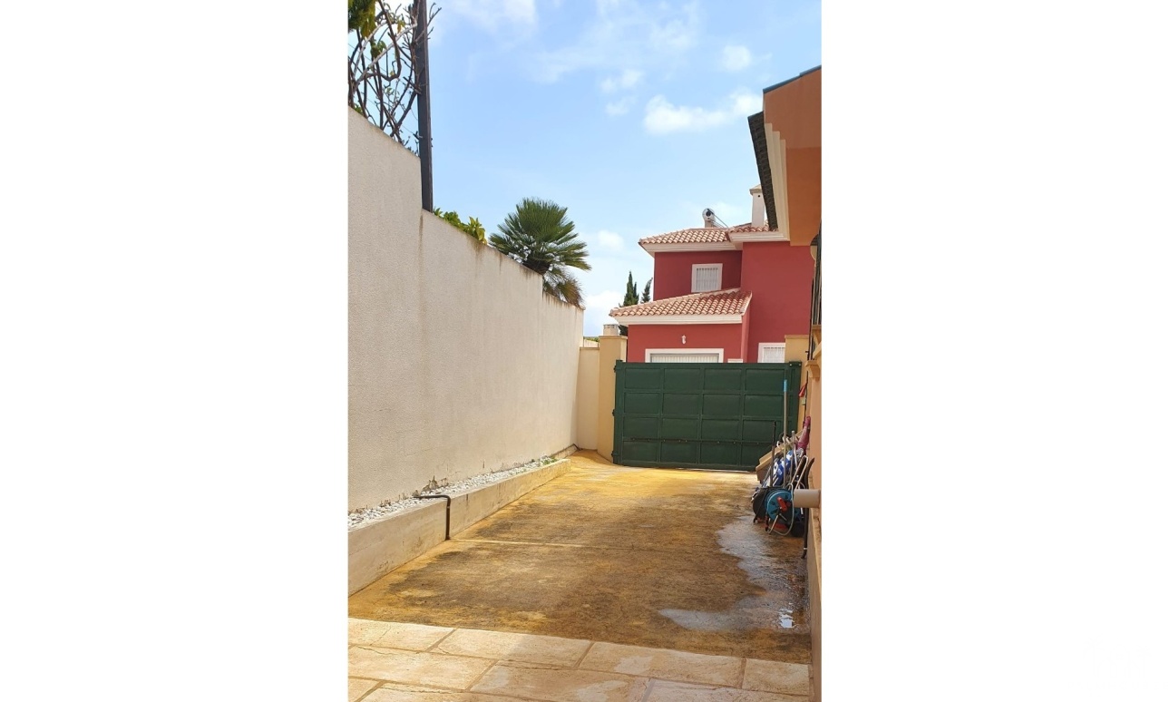 Resale - Villa - Ciudad Quesada