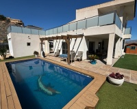 Resale - Villa - Cox