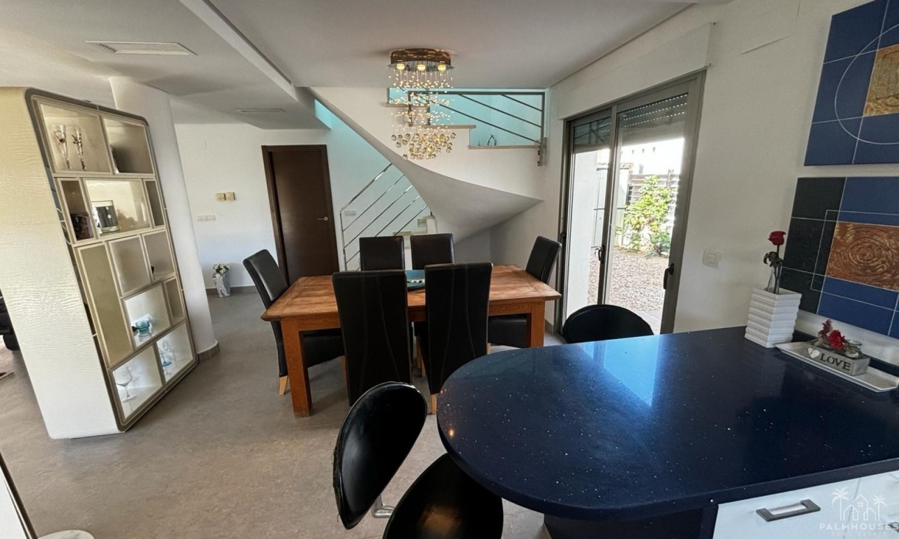 Resale - Villa - Cox