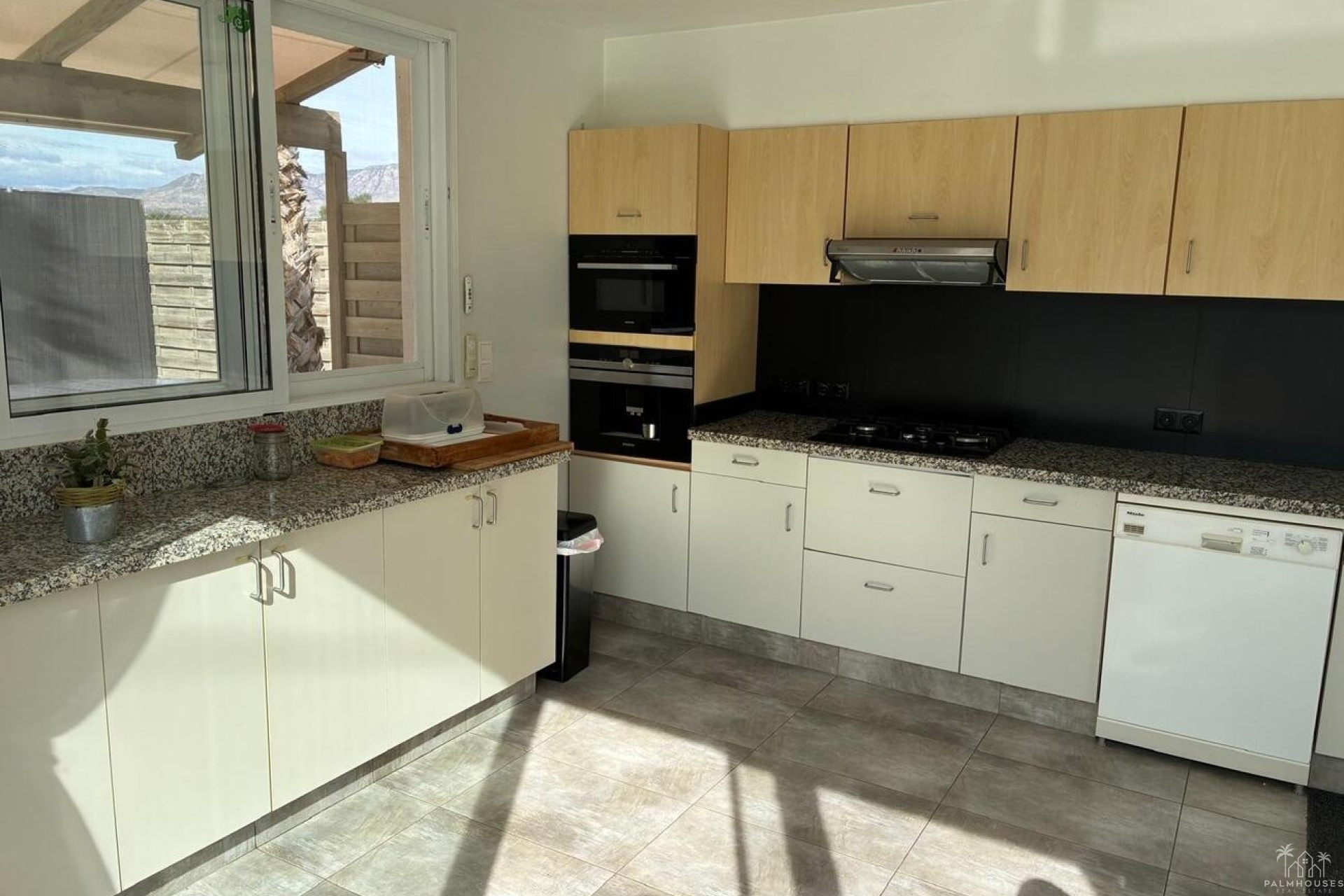 Resale - Villa - Crevillent - Costa Blanca