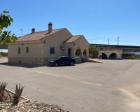 Resale - Villa - Crevillent - Inland
