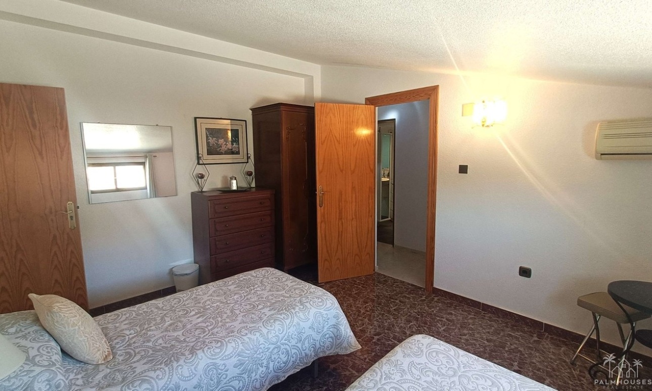Resale - Villa - Crevillent - Inland