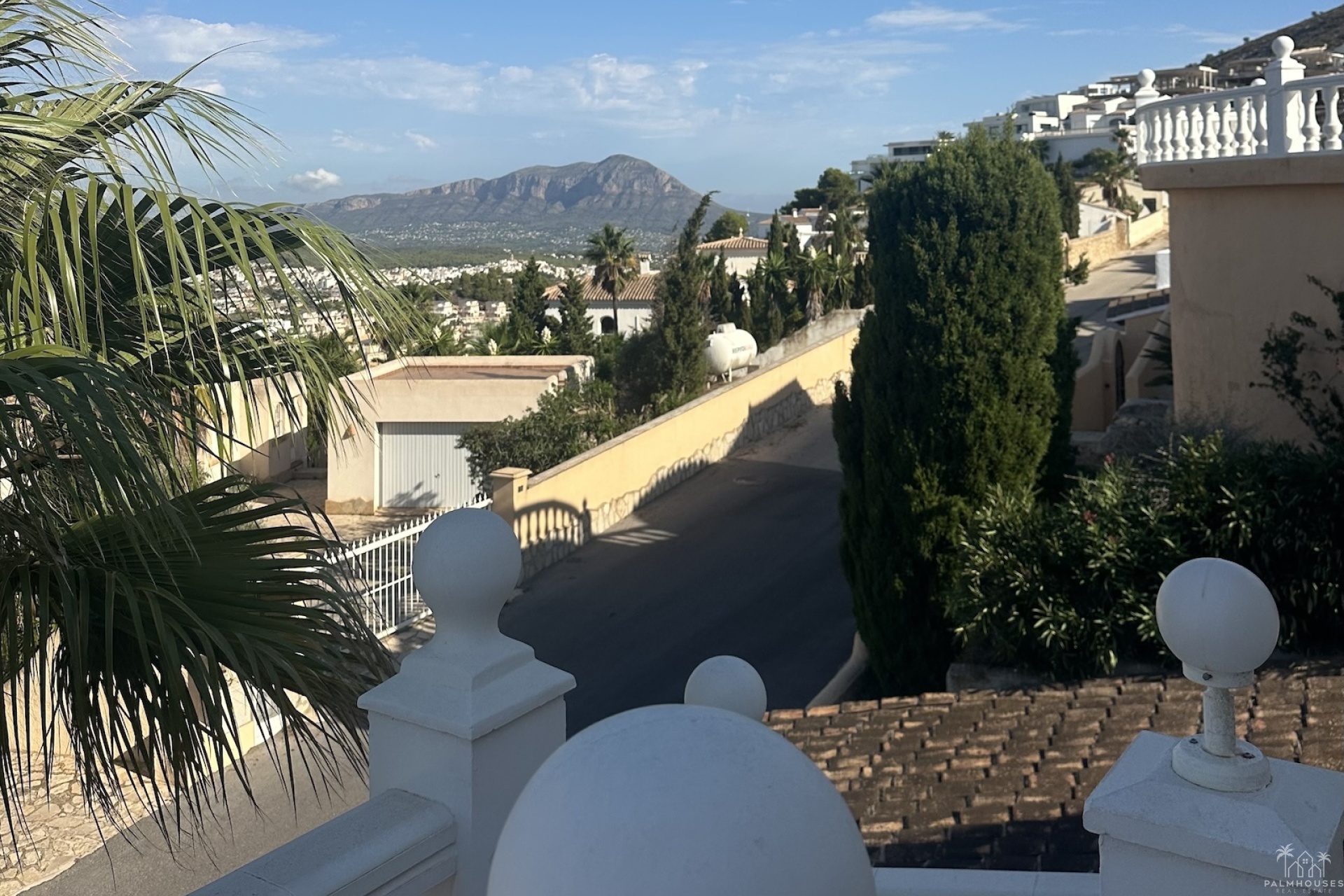 Resale - Villa - Cumbre del Sol - Costa Blanca