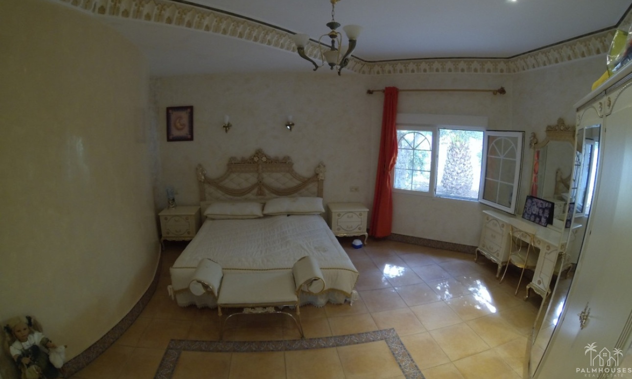 Resale - Villa - Denia - Denia Centro