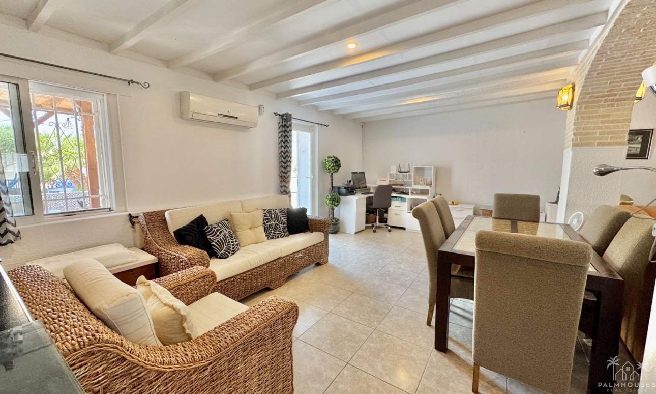 Resale - Villa - Dolores - Comunidad Valenciana