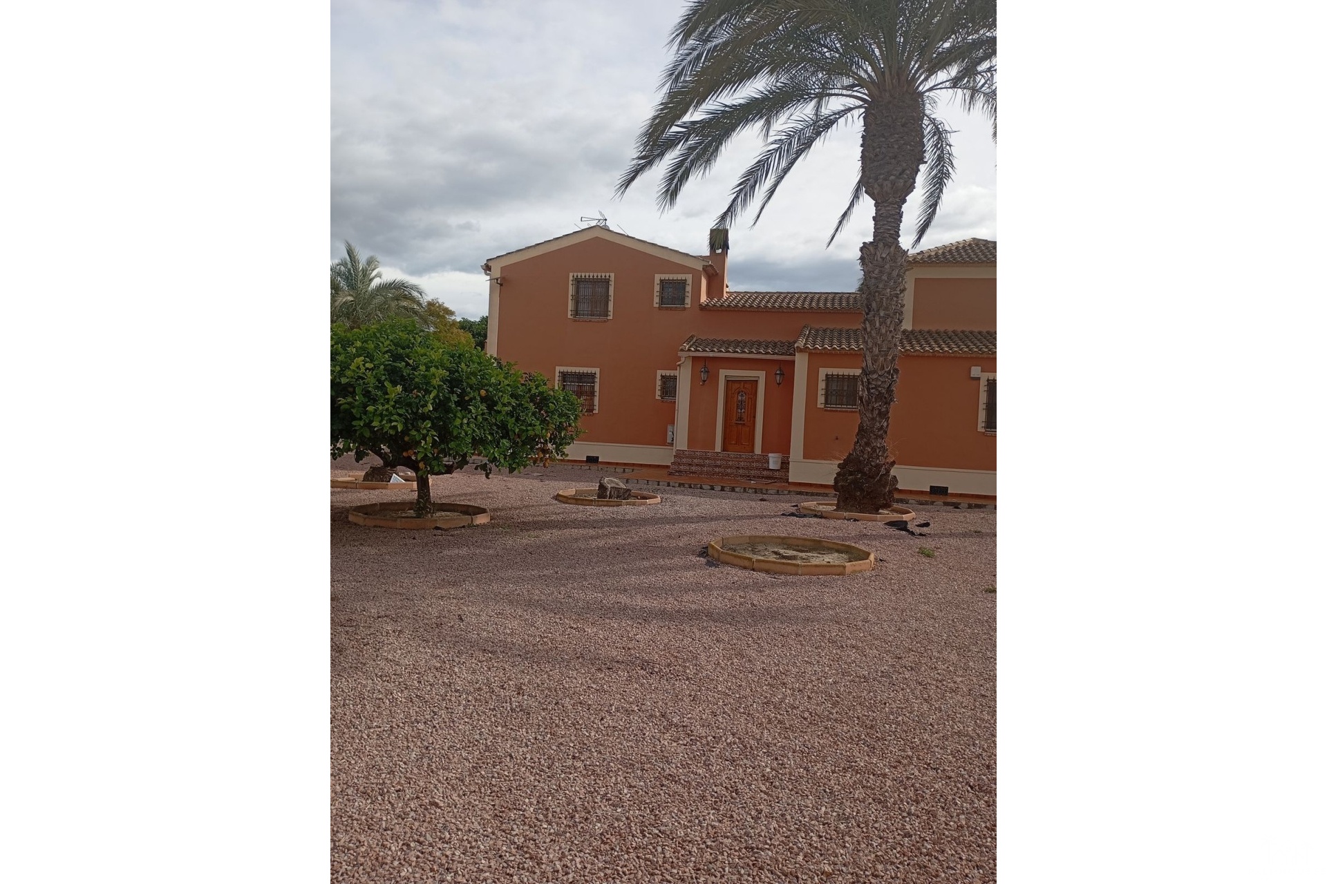Resale - Villa - Dolores - Dolores Centro