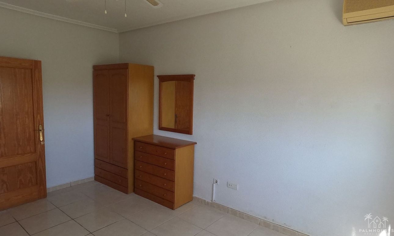 Resale - Villa - Dolores - Dolores Centro