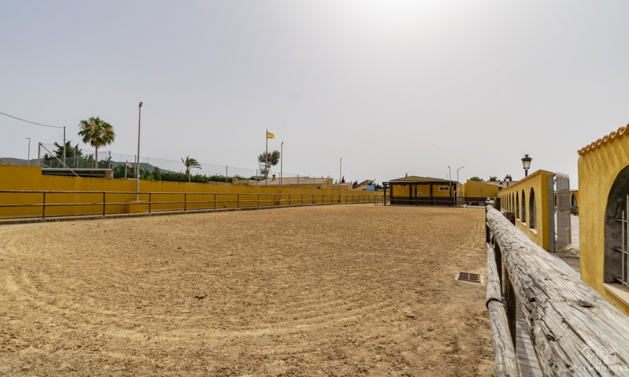 Resale - Villa - El Beal - Inland