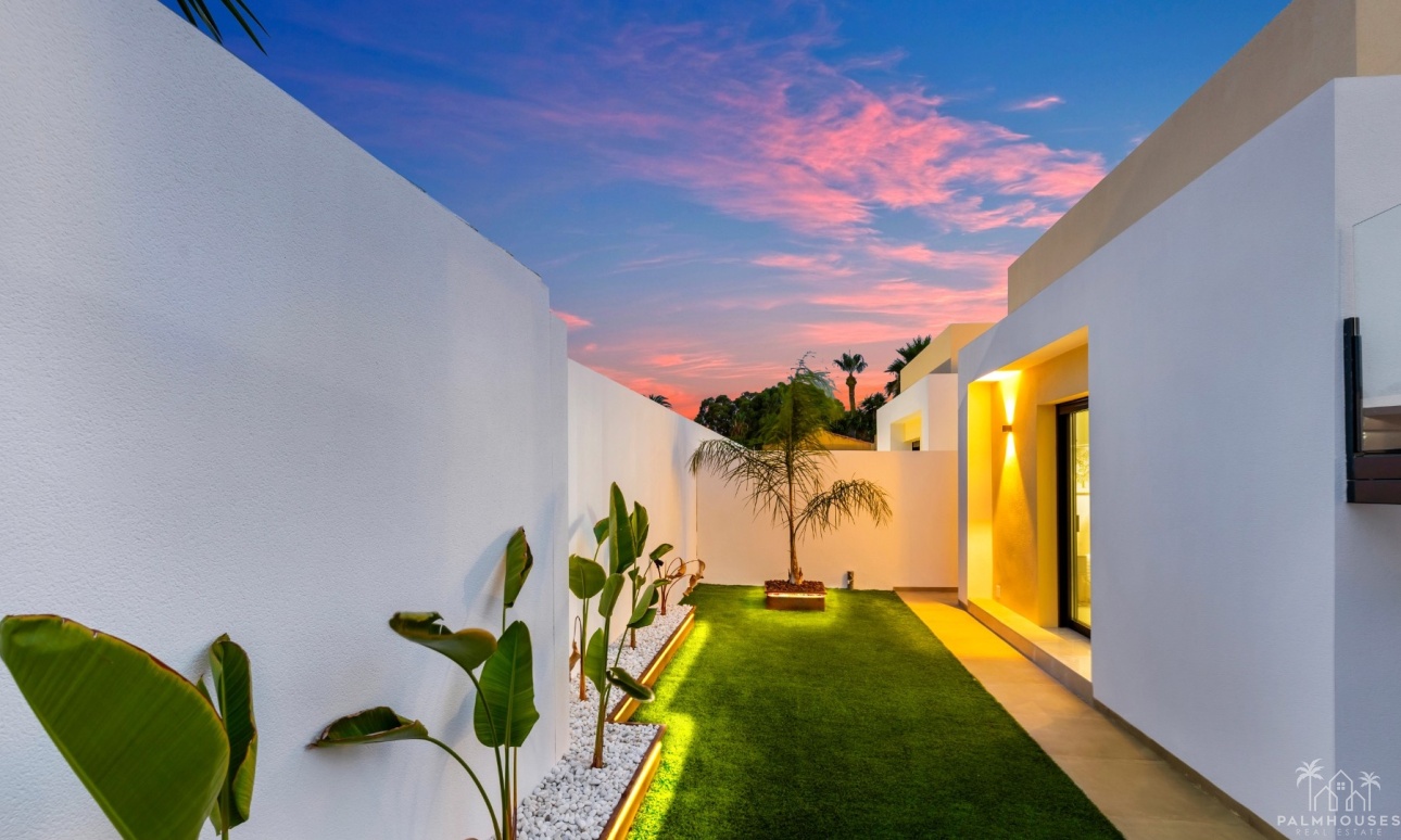 Resale - Villa - El Chaparral - Inland