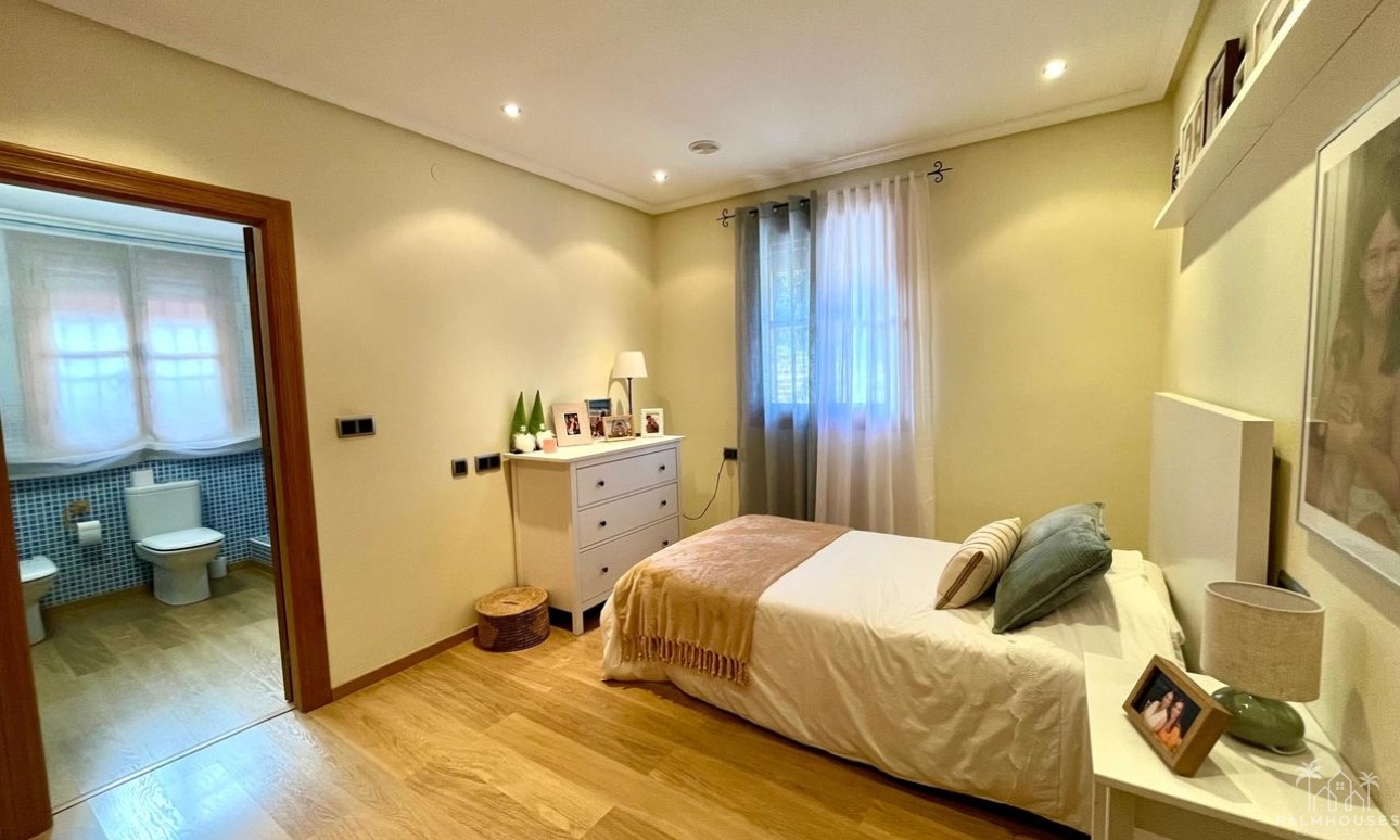 Resale - Villa - El Esparragal - Inland