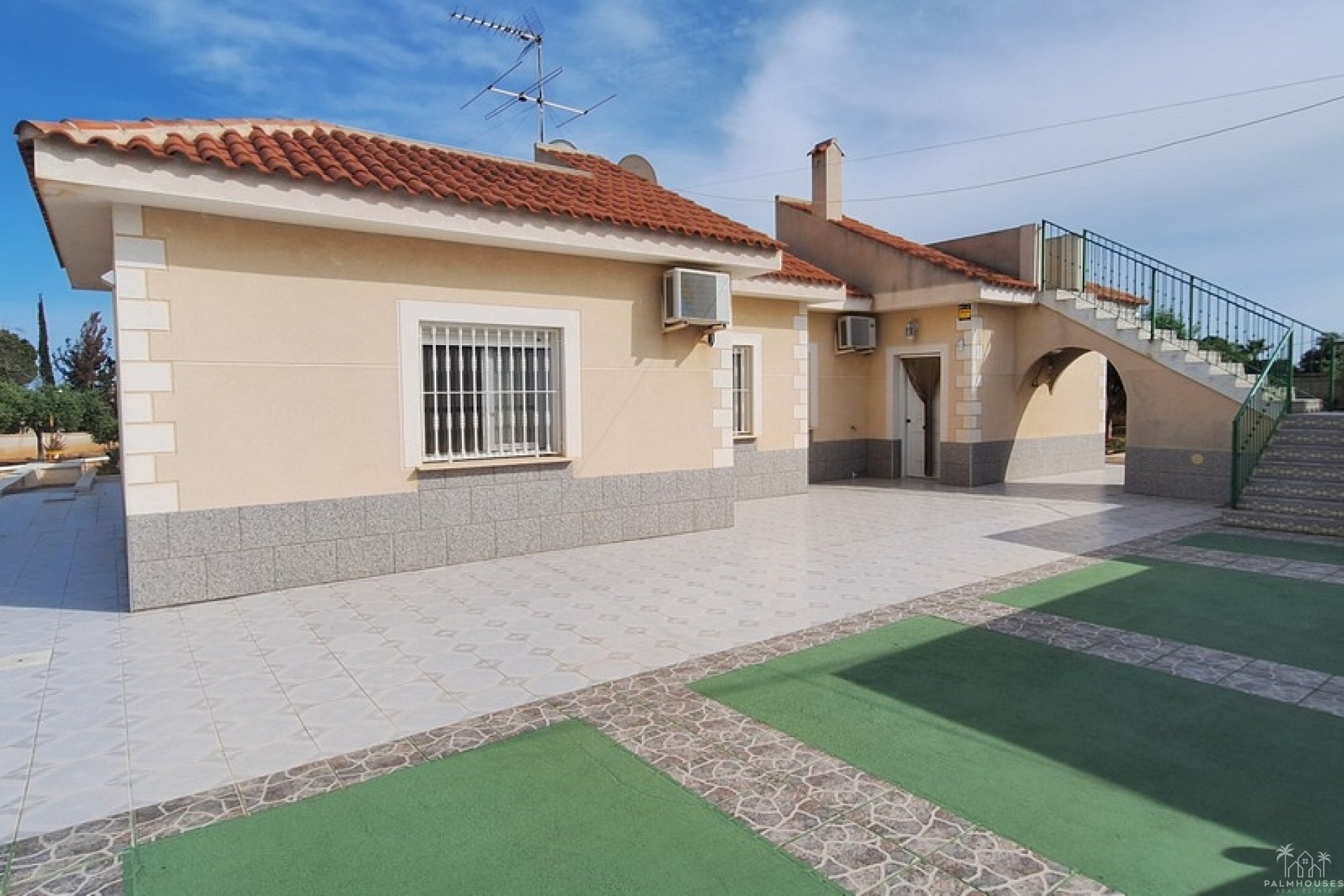 Resale - Villa - Elche - Elche Centro
