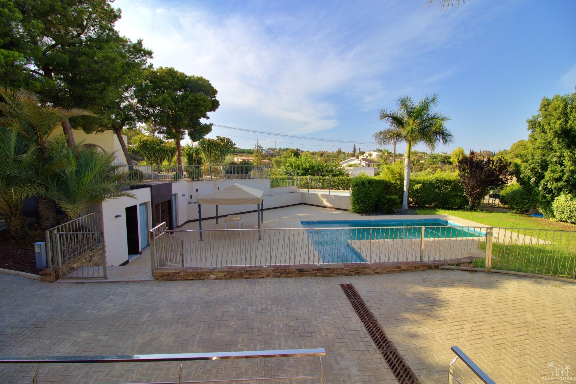 Resale - Villa - Elche Pedanías - PeÑa Las Aguilas