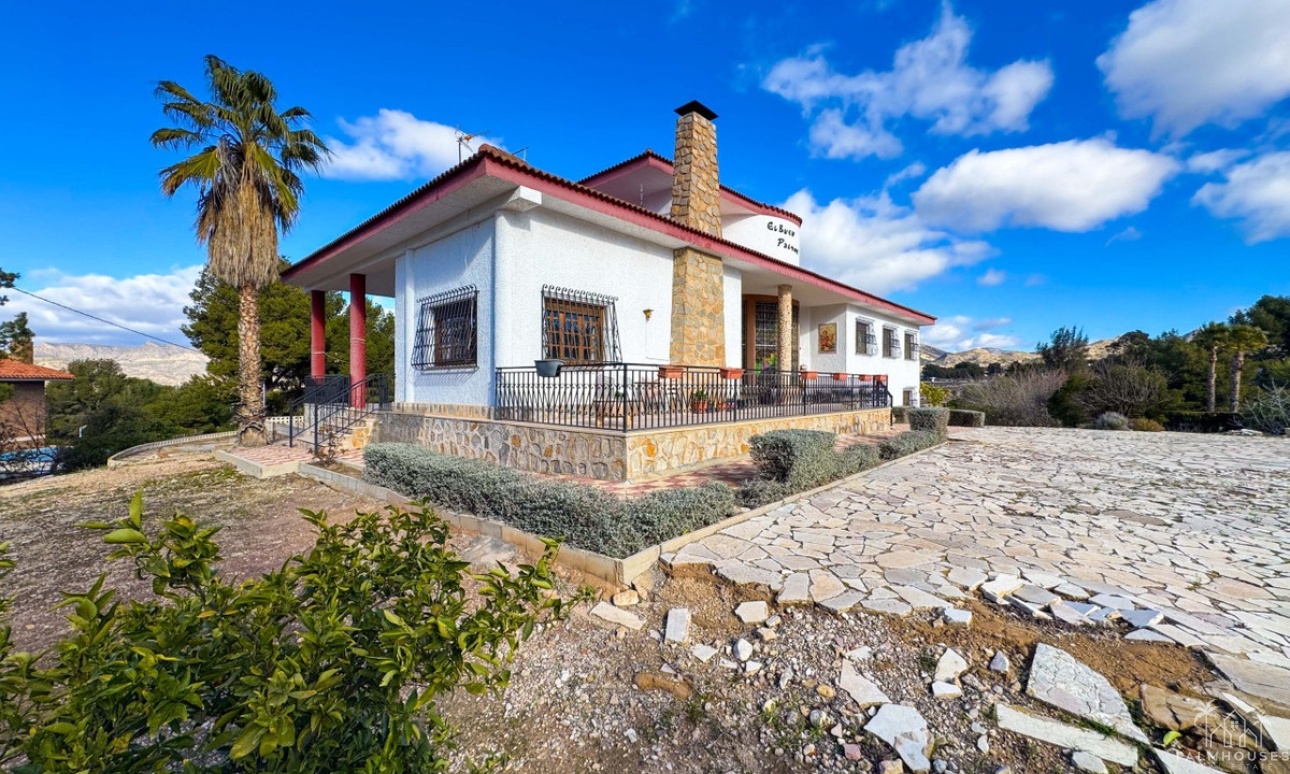 Resale - Villa - Elda - Elda Centro