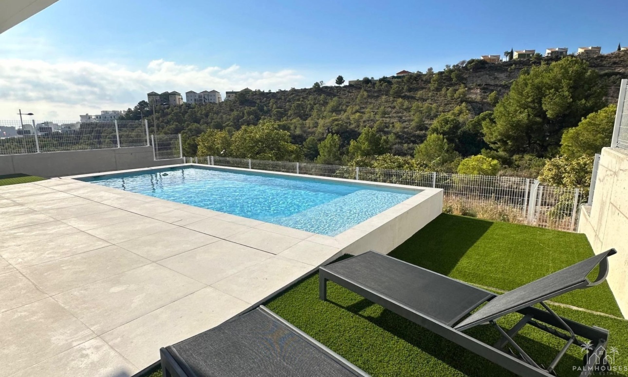 Resale - Villa - Finestrat - Alicante