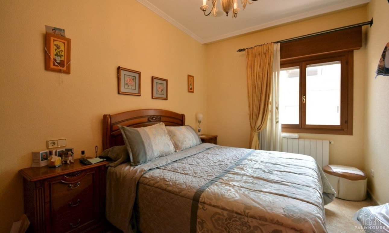 Resale - Villa - Guardamar del Segura - Guardamar del Segura Centro