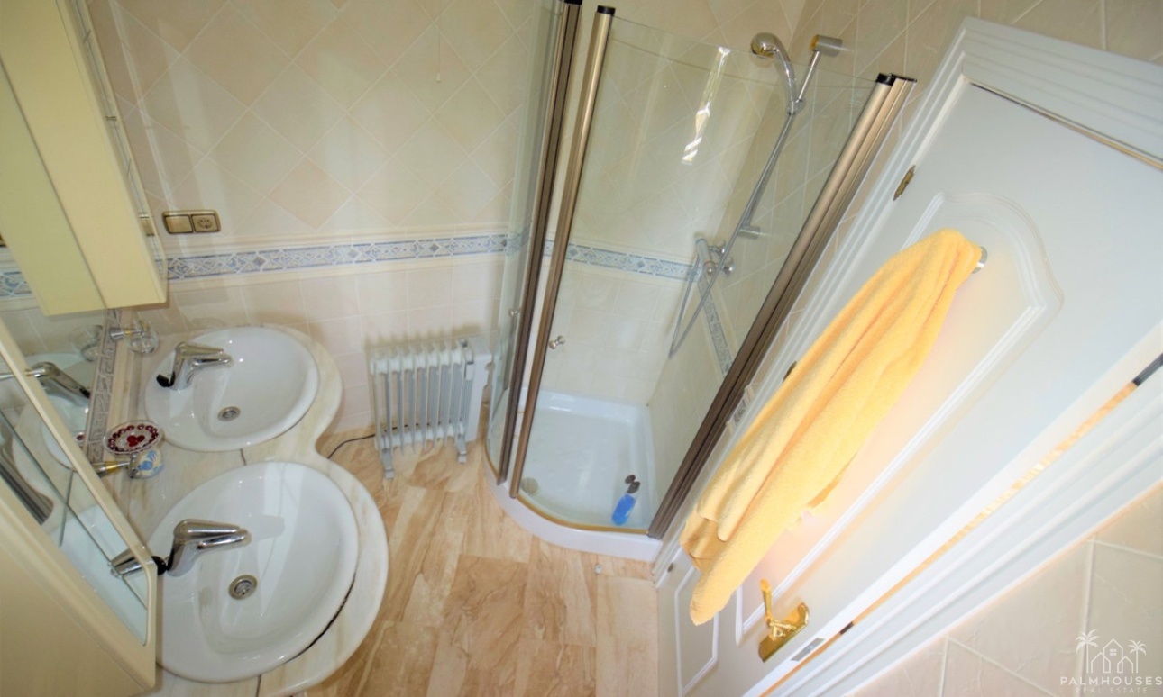 Resale - Villa - Guardamar del Segura - Guardamar del Segura Centro
